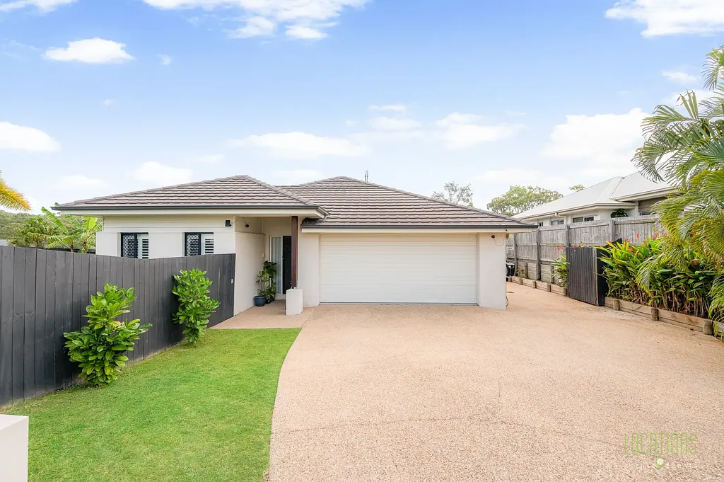 1 Orchard Drive, Kirkwood, QLD 4680