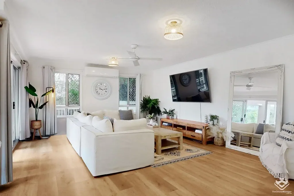 Surfers Paradise 2બેડરૂમ LUXURY 2 BEDROOM, 2 BATHROOM, 1 CARSPACE, UNIT, LOCATED ON CHEVRON ISLAND