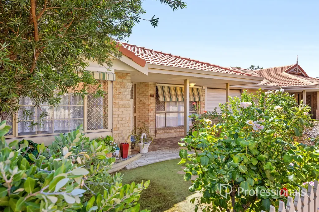 17/13 Paris Road, Australind, WA 6233