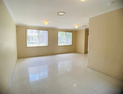 1/11 Harrington Avenue, Castle Hill, The Hills, 4 Bedrooms, 2 Bathrooms, Townhouse