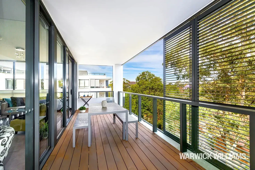 LIGHT-FILLED GENEROUS PROPORTIONS UPLIFTING SENSE OF SPACE
