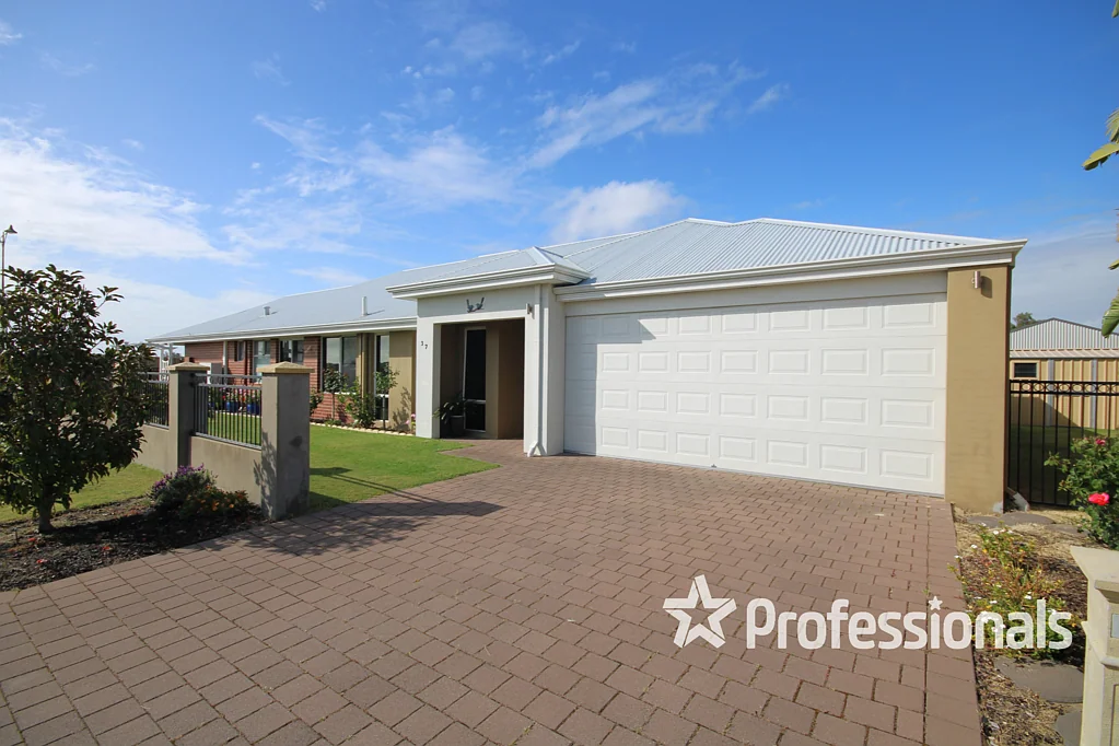37 Castlereagh Vista, Millbridge, WA 6232