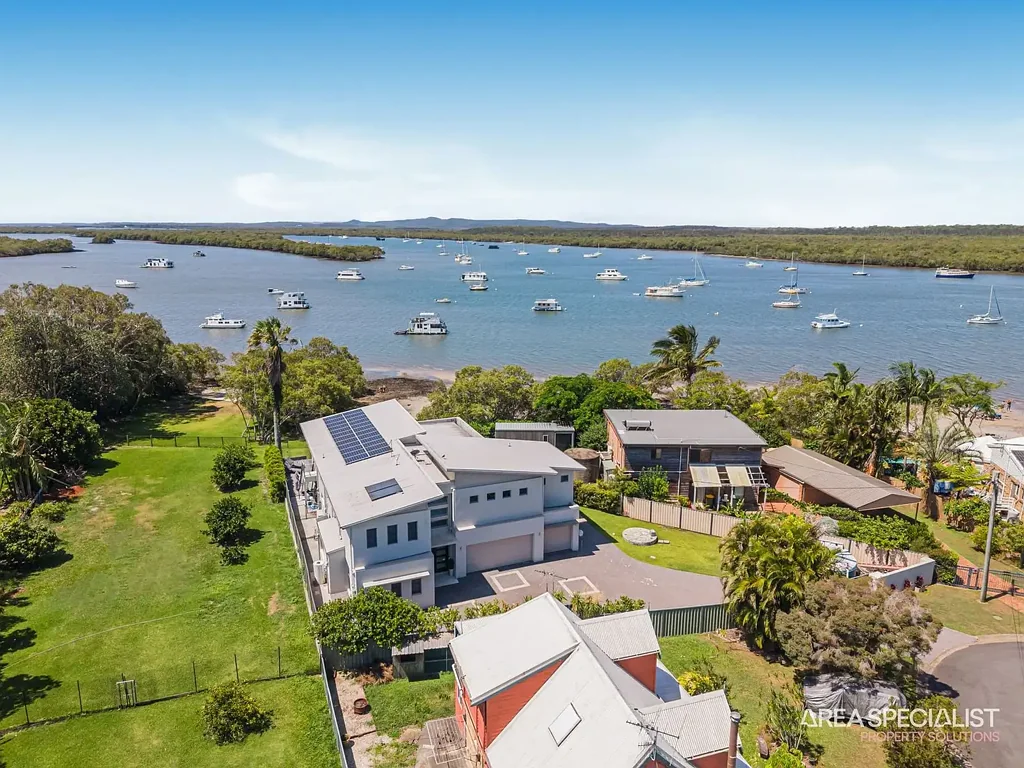 8 Adrian Court, Jacobs Well, QLD 4208