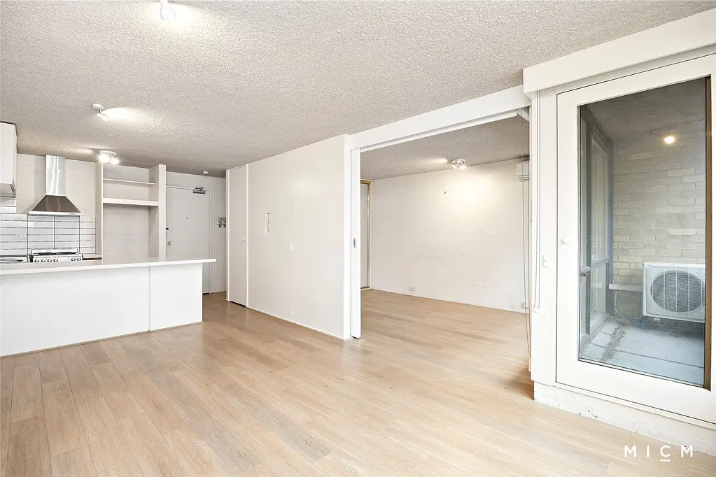 Immaculately location, Unfurnished 1-Bedroom Apt with 1 Car Space and Storage for Lease