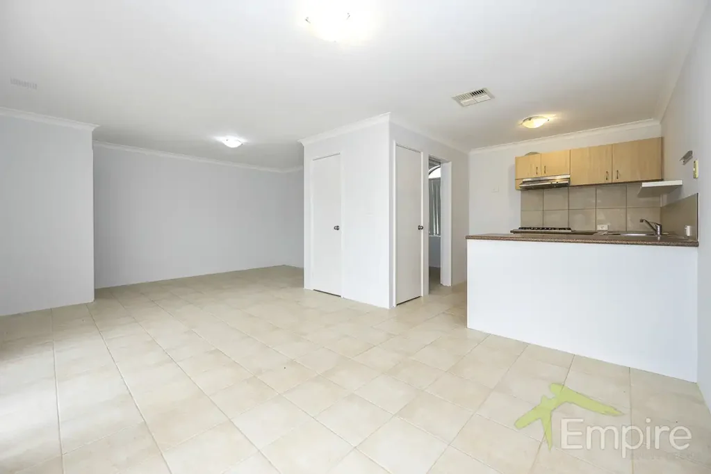 SECURE VILLA IN QUIET CUL-DE-SAC