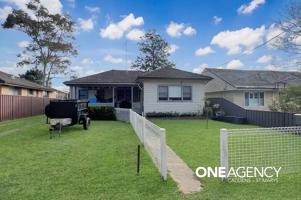 IDEAL FAMILY HOME WITH SPACIOUS LIVING AND OUTDOOR ENTERTAINING!!!