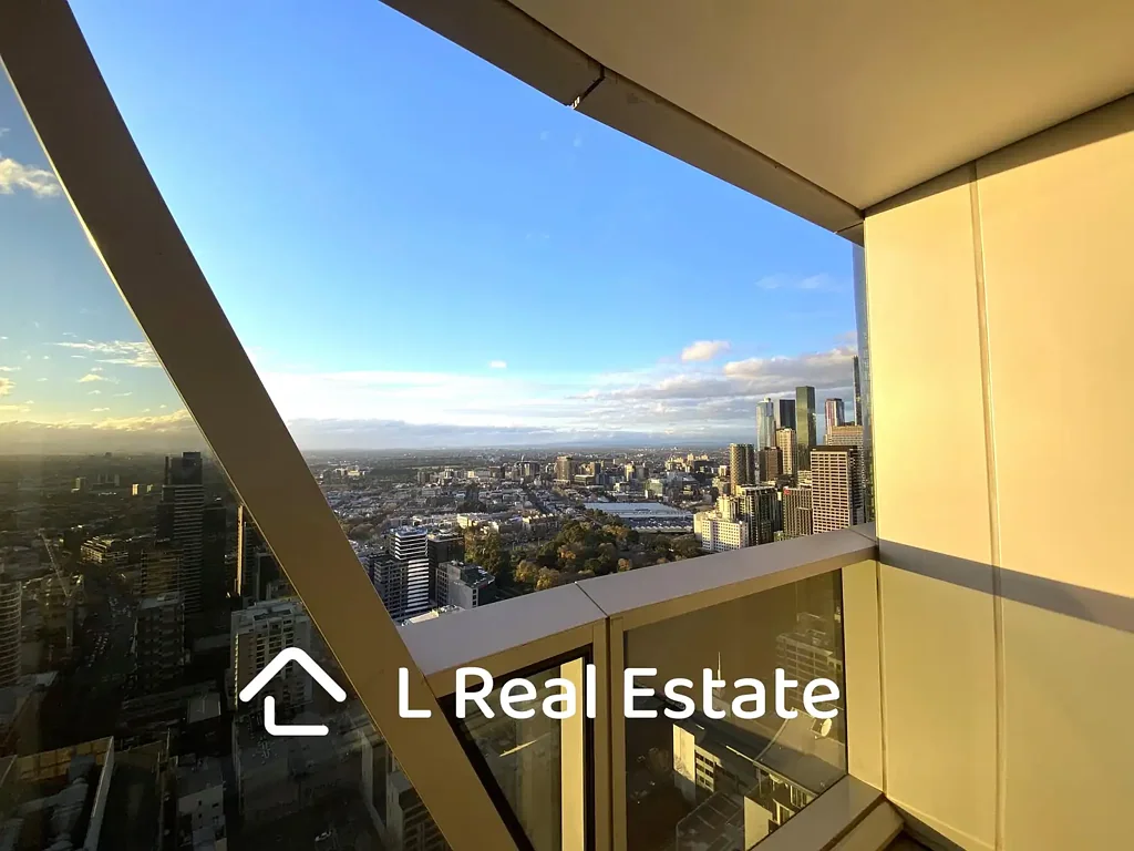 Partly Furnished spacious 2B2B apartment with breathtaking views - Including white goods