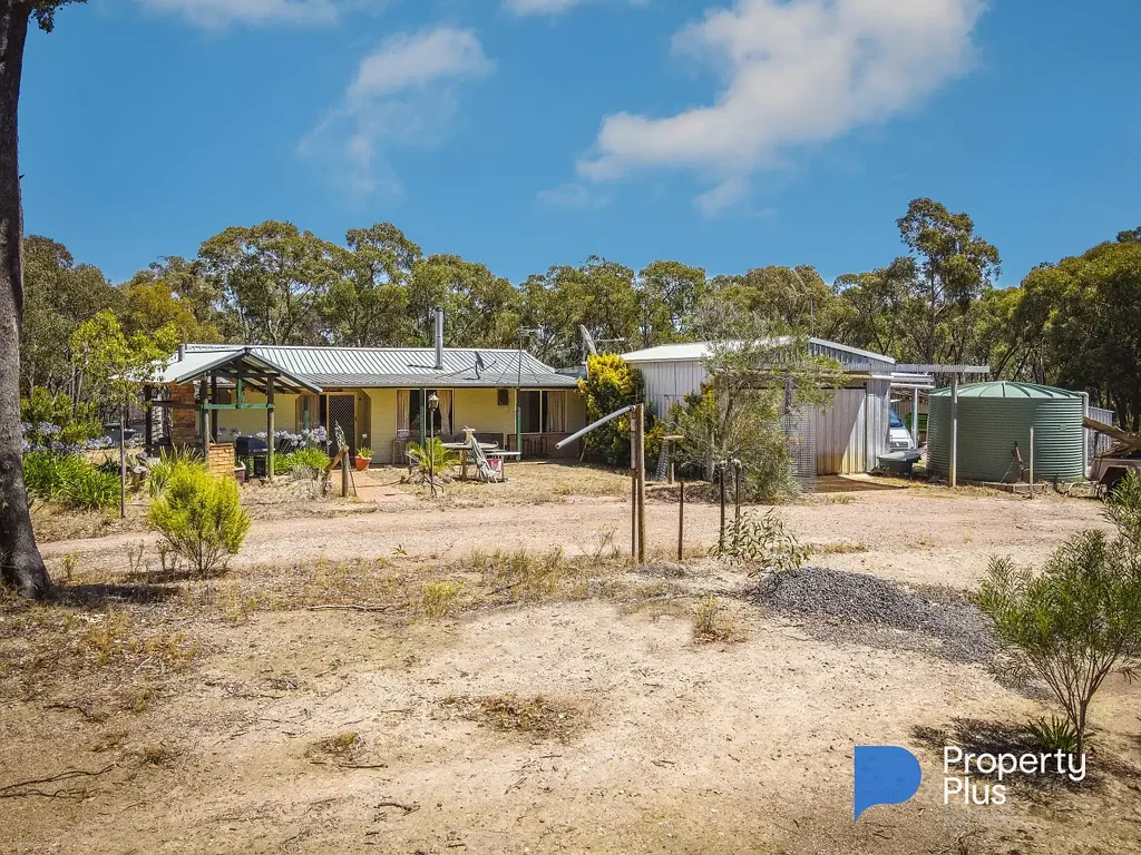 Walmer 3ห้องนอน EXPRESSIONS OF INTEREST
Serene Retreat in the Bush
