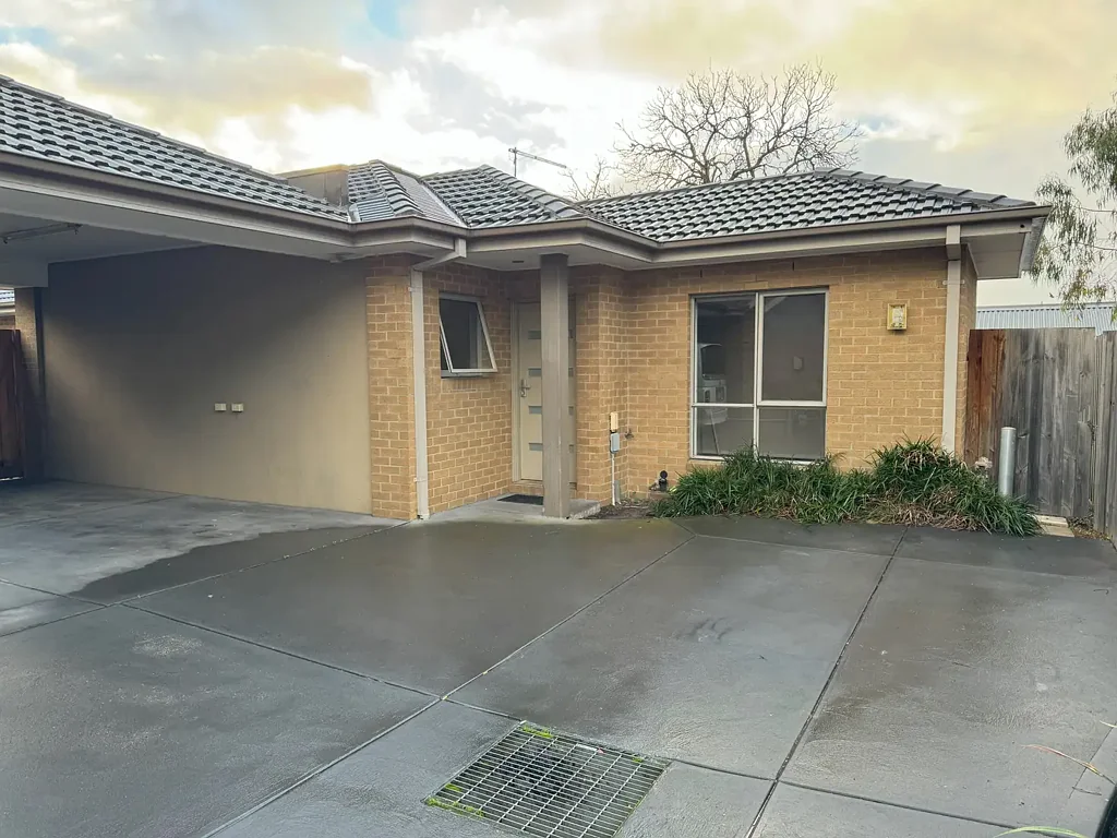 Low maintenance two-bedroom unit.