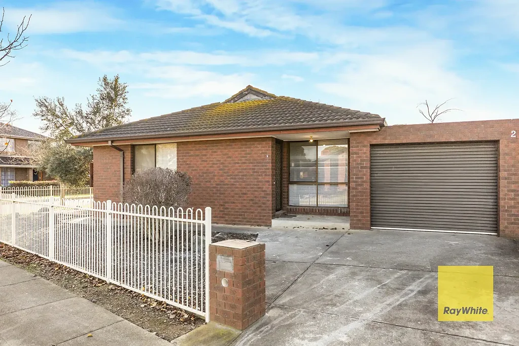 Freshly Renovated, Convenient, & Low Maintenance Living in the Heart of Werribee