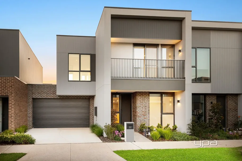 Aintree 4कमरा Where Style, Space & Family Living Come Together