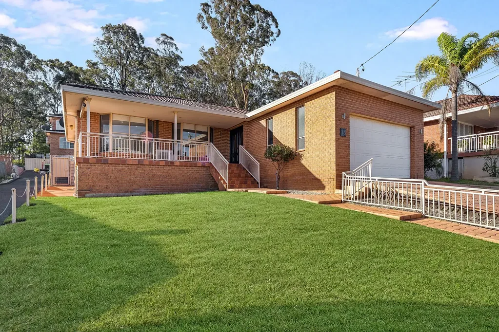 Condell Park 3 Bedroom Full-Brick Family Home in Elevated Position