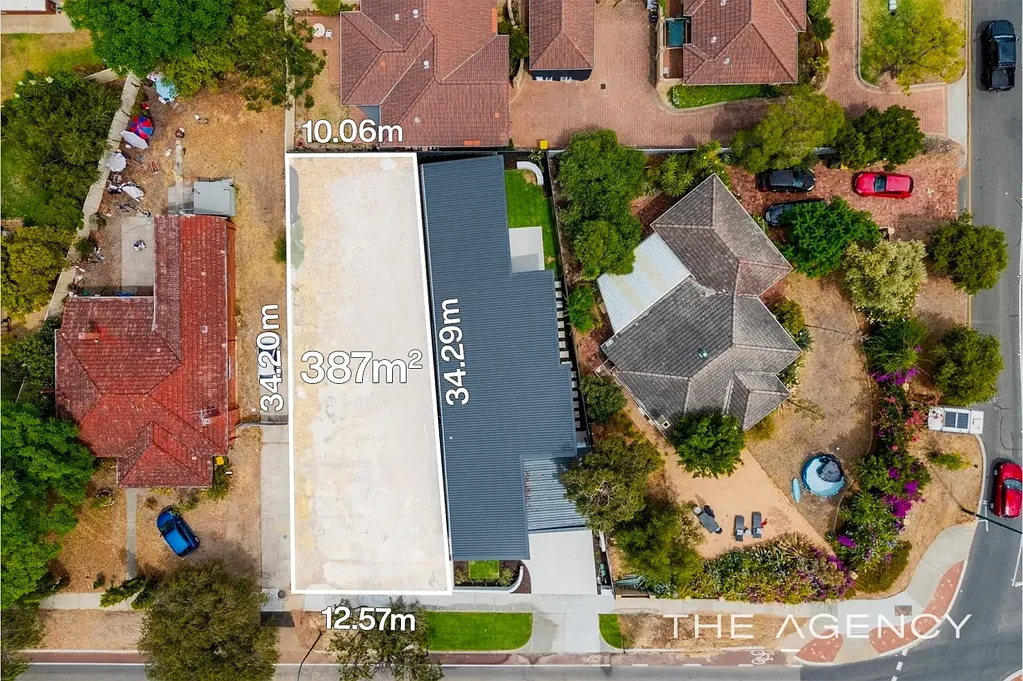 Manning  Prime Street Front Opportunity – Build Your Dream Home