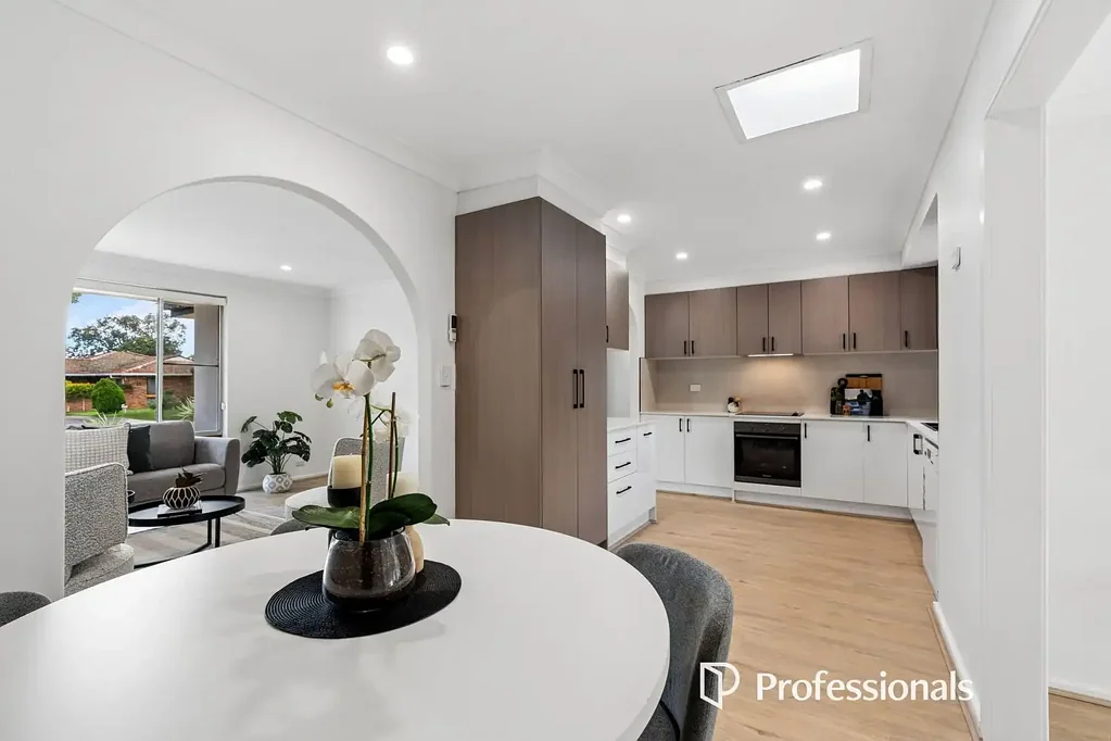 Forrestfield 3chambre Beautifully Renovated Family Home on a Generous 700sqm Block