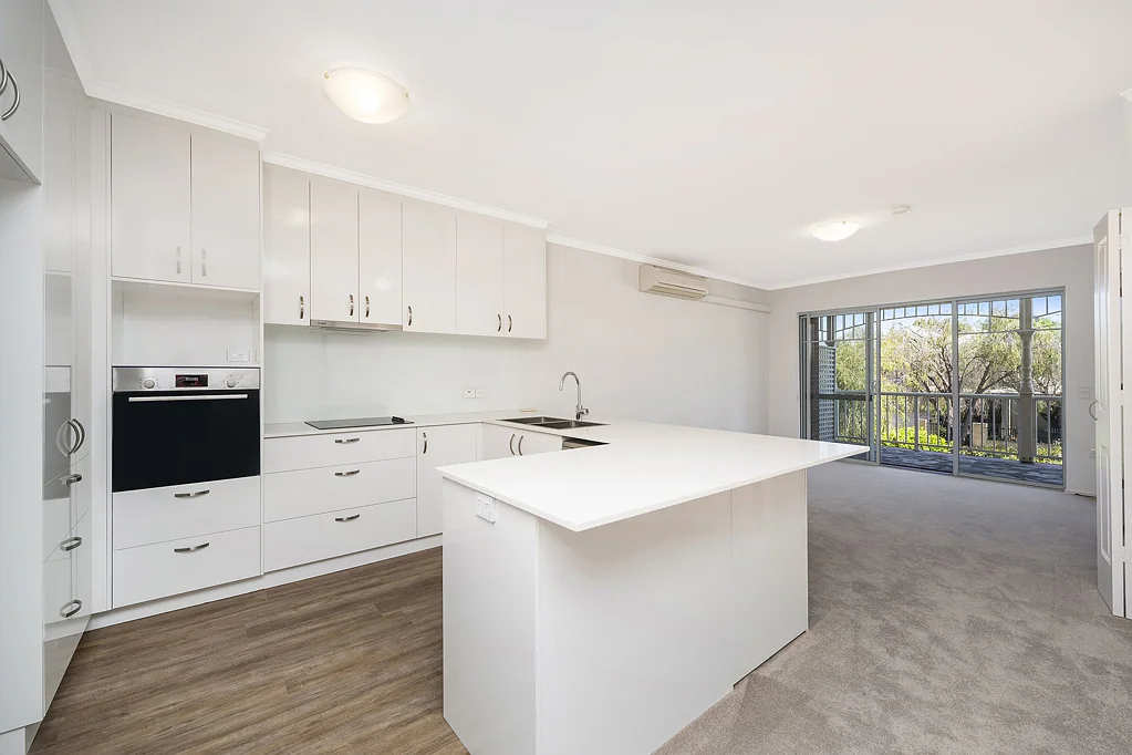 33/141 Claremont Crescent, Swanbourne, WA 6010