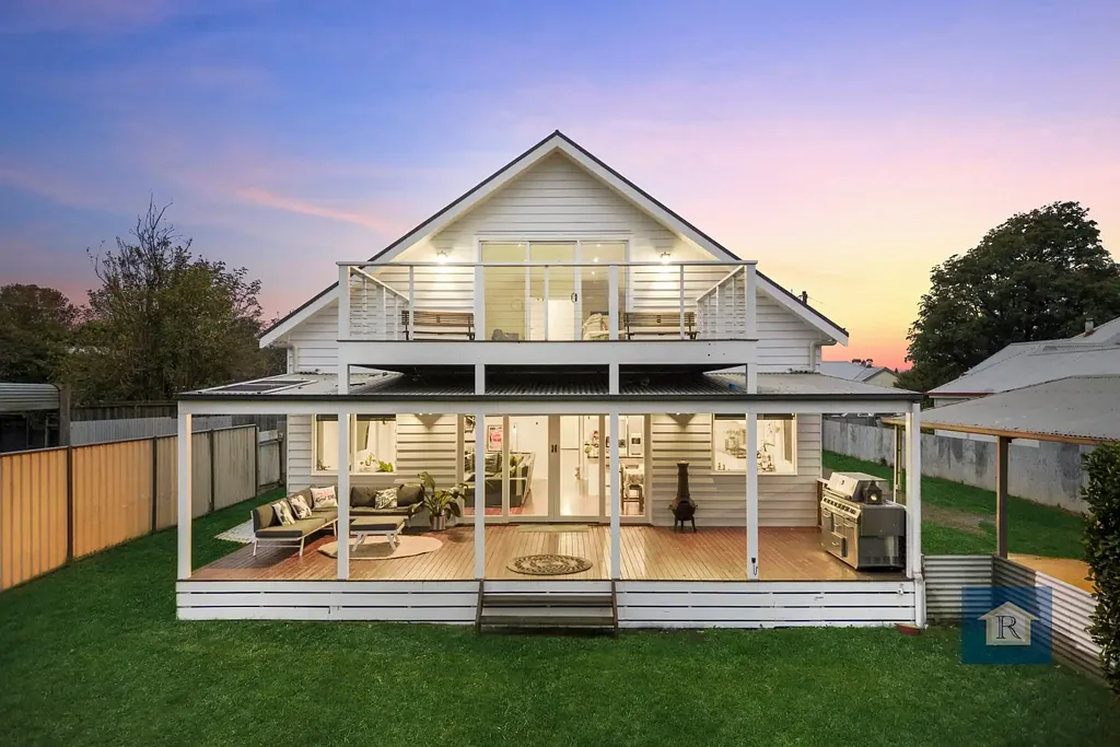 Colac 4Zimmer Character, Comfort and a Standout Entertaining Space…