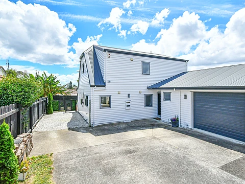 Papatoetoe 4房  Spacious 208m2, Stylish!