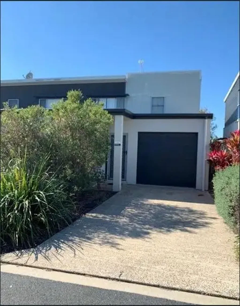 Beautiful Town House - Priced to GO!