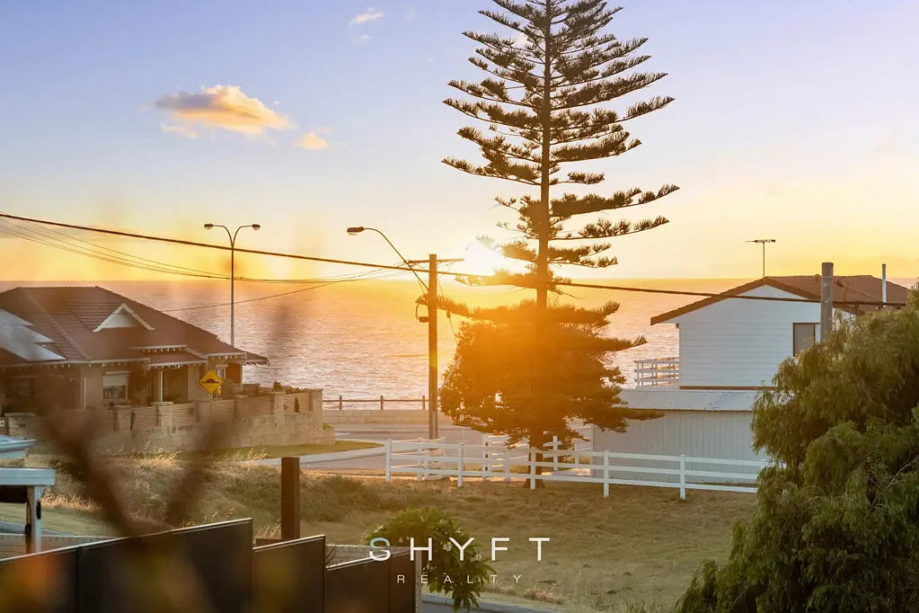 8 Hazel Avenue, Quinns Rocks, WA 6030