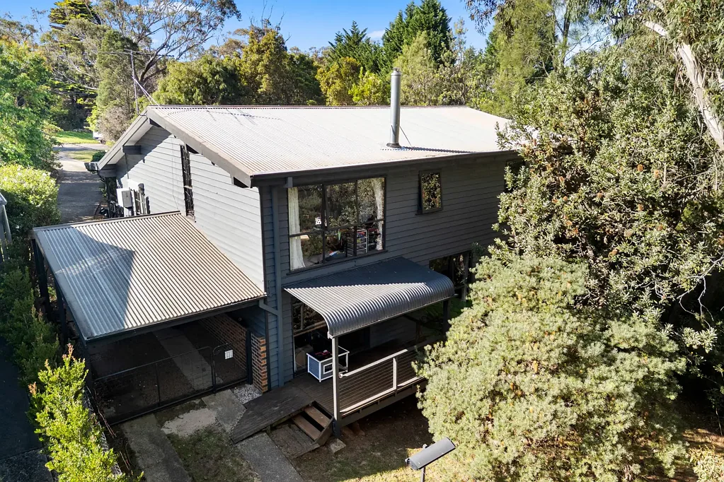 113 Henderson Road, Wentworth Falls, NSW 2782
