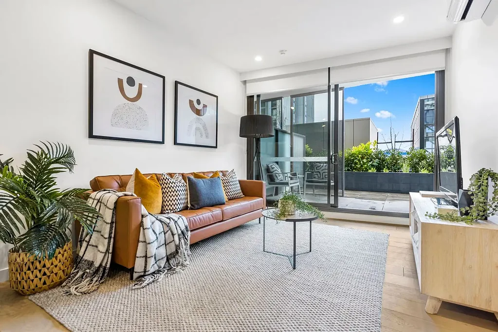Display Home Presentation