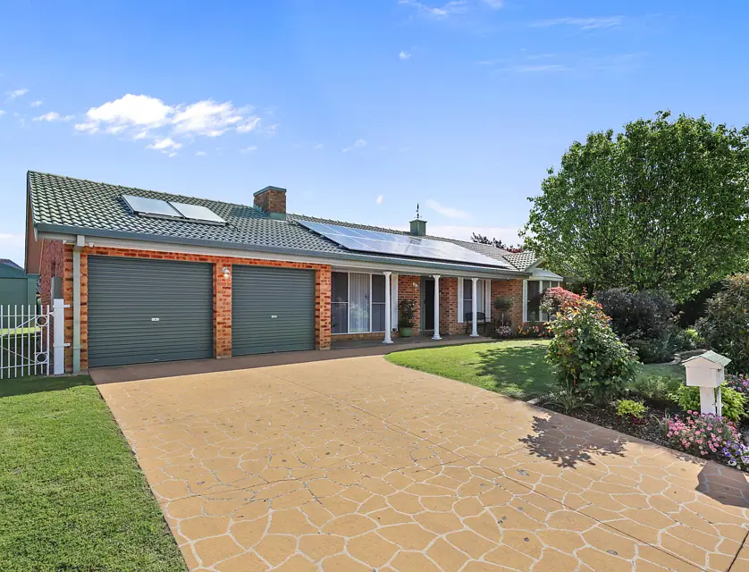 42 Amaroo Road, Tamworth, Tamworth, 5 ਕਮਰੇ, 2 ਬਾਥਰੂਮ, House