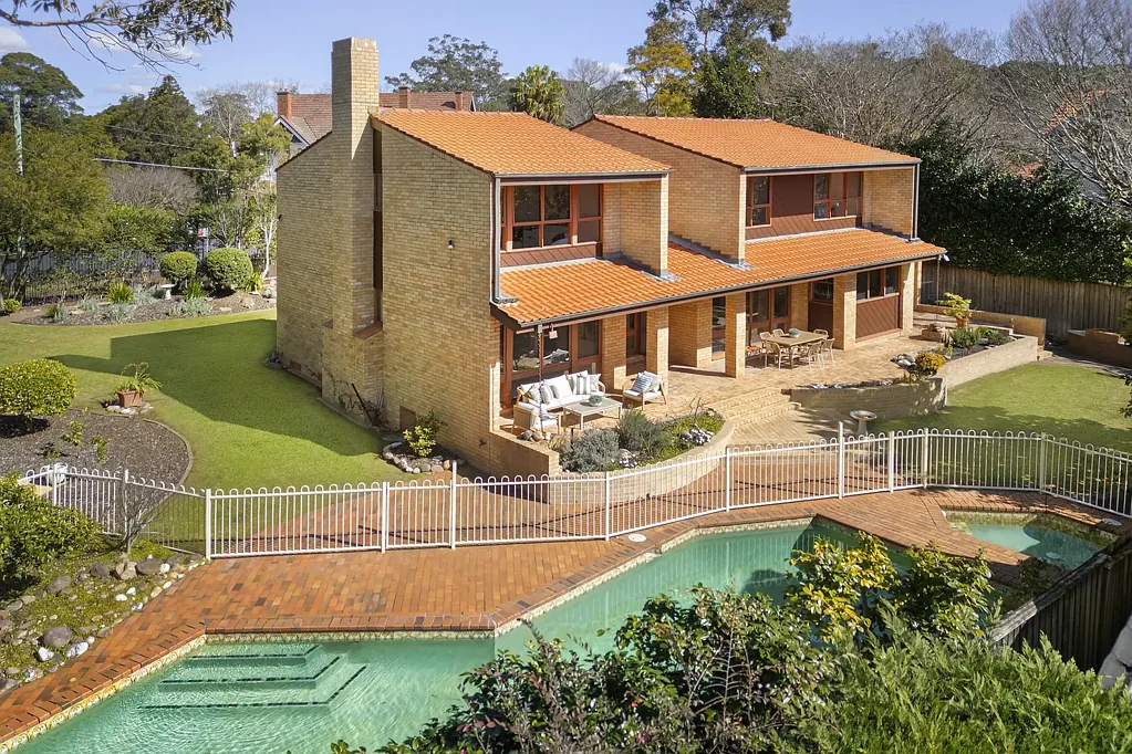 Warrawee 5Moenga A Rare Combination of Land, Architecture & Opportunity in Warrawee