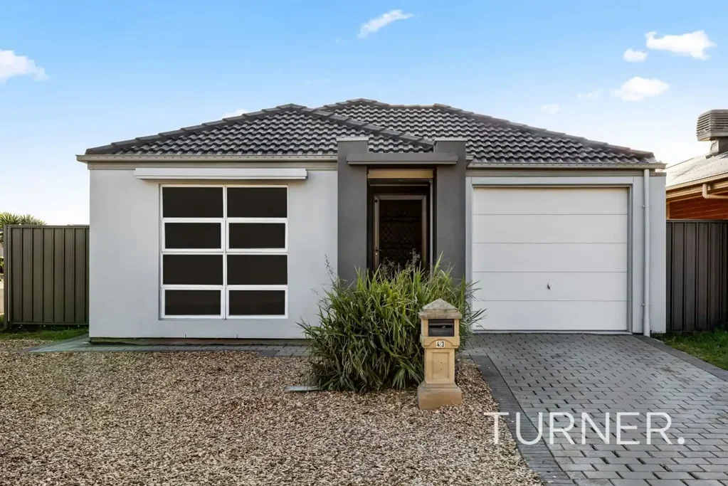 Munno Para West 4 Slaapkamer Perfect modern family home, downsizer or a great investment!