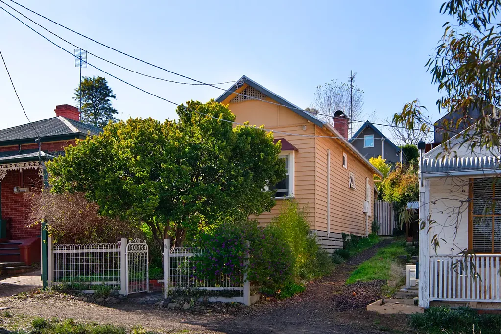 Castlemaine 2Kwarto Character Cottage with separate studio in the heart of Castlemaine