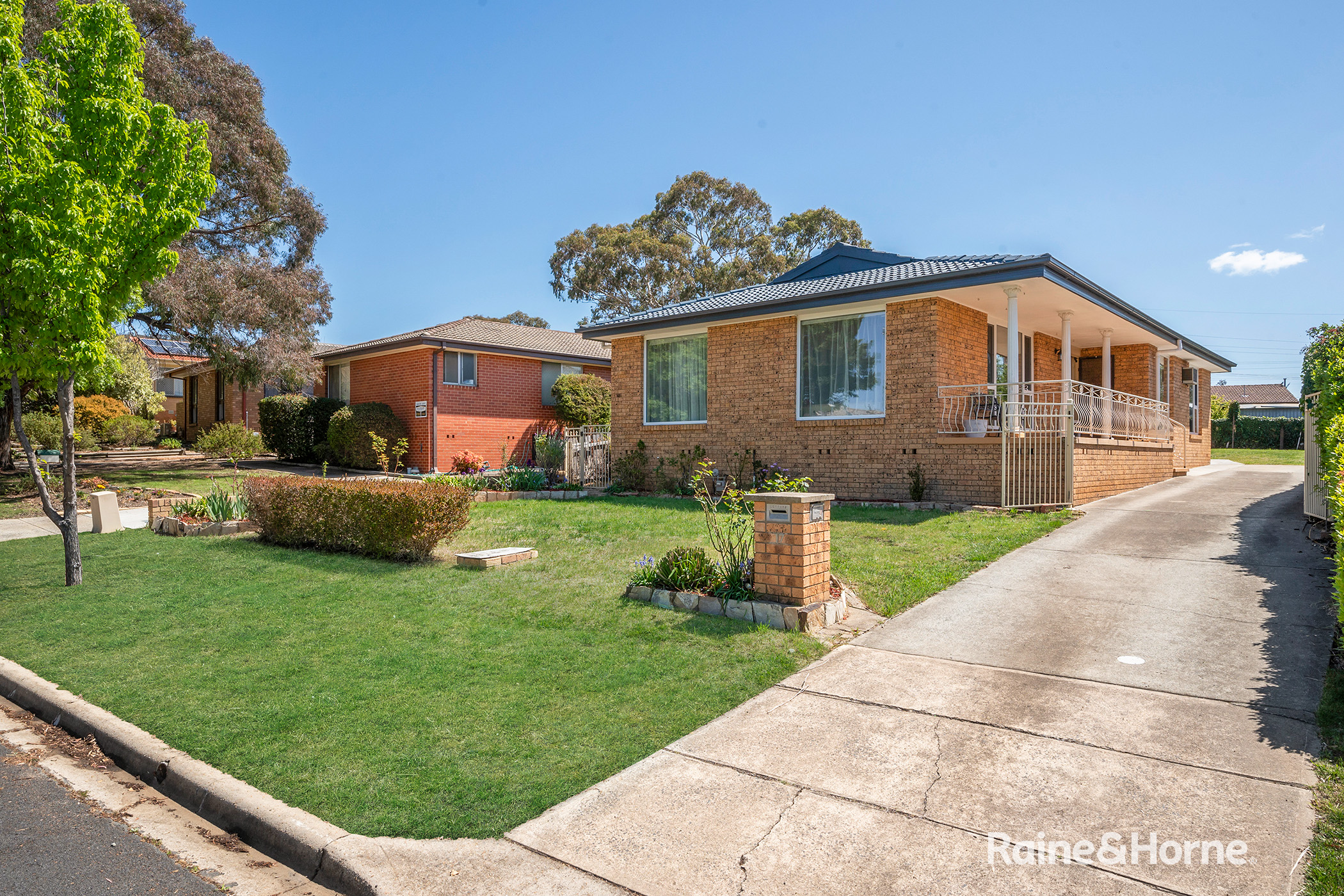 17 WARATAH ST, KARABAR NSW 2620, 0 phòng ngủ, 0 phòng tắm, House