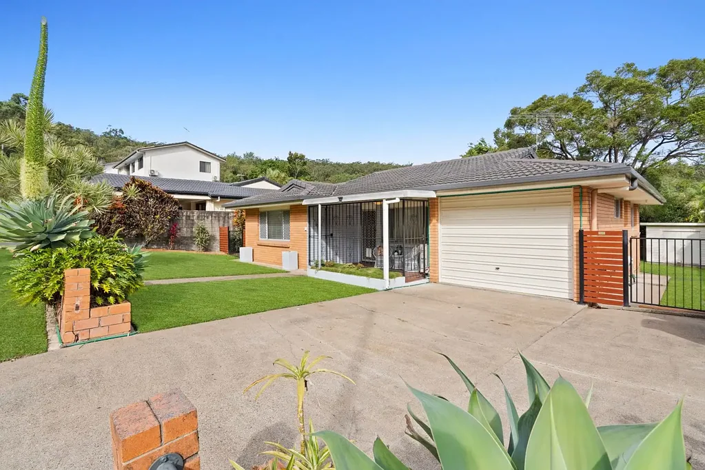 63 Bankside Street, Nathan, QLD 4111