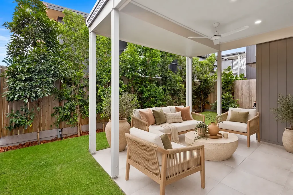 Albany Creek 4कमरा Don't Miss This | A Freestanding Four-Bedroom Townhouse