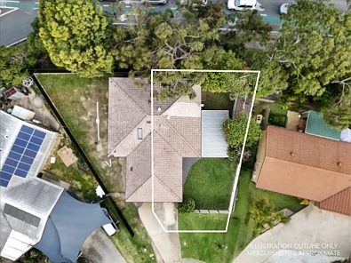 Arundel 2房  Must Be Sold! Prime Arundel Location with Side Access & Endless Potential