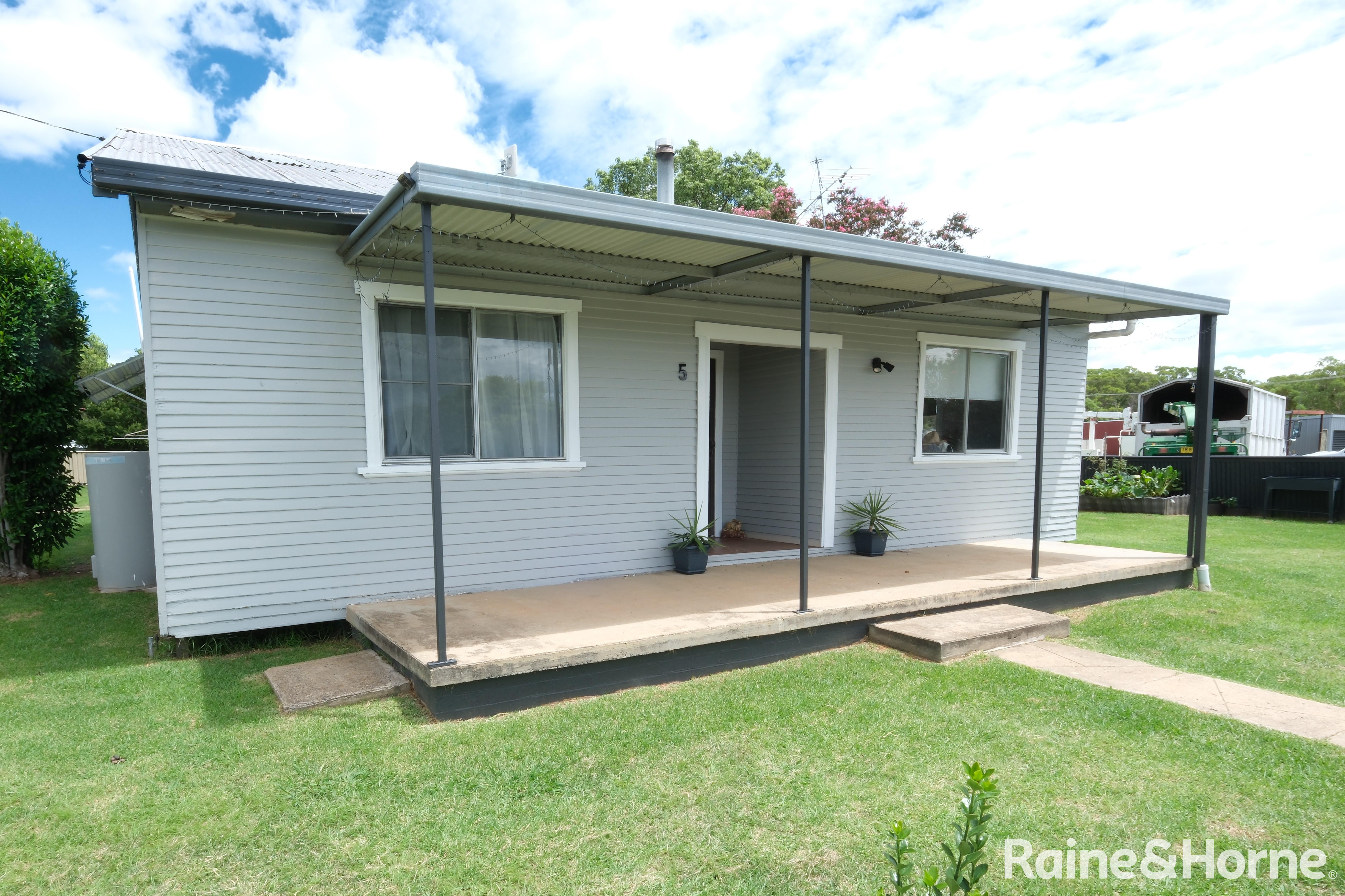 5 STANNIFER ST, GILGAI NSW 2360, 0 chambres, 0 salles de bain, House