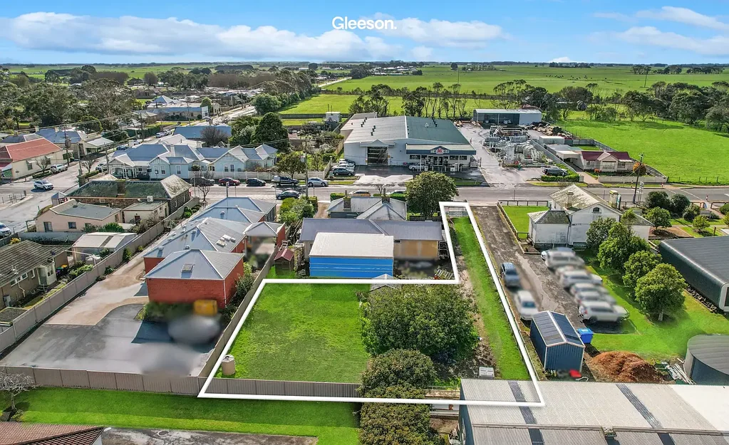 Koroit Versatile Lot in Town-Centre