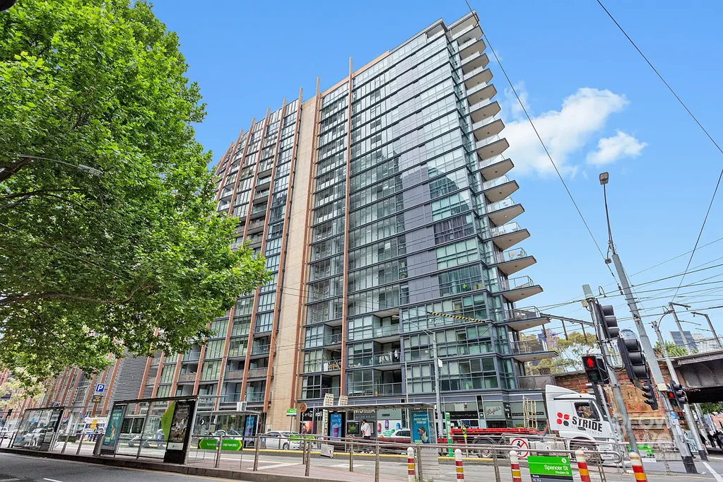 Furnished, Effortless & Comfortable City Living