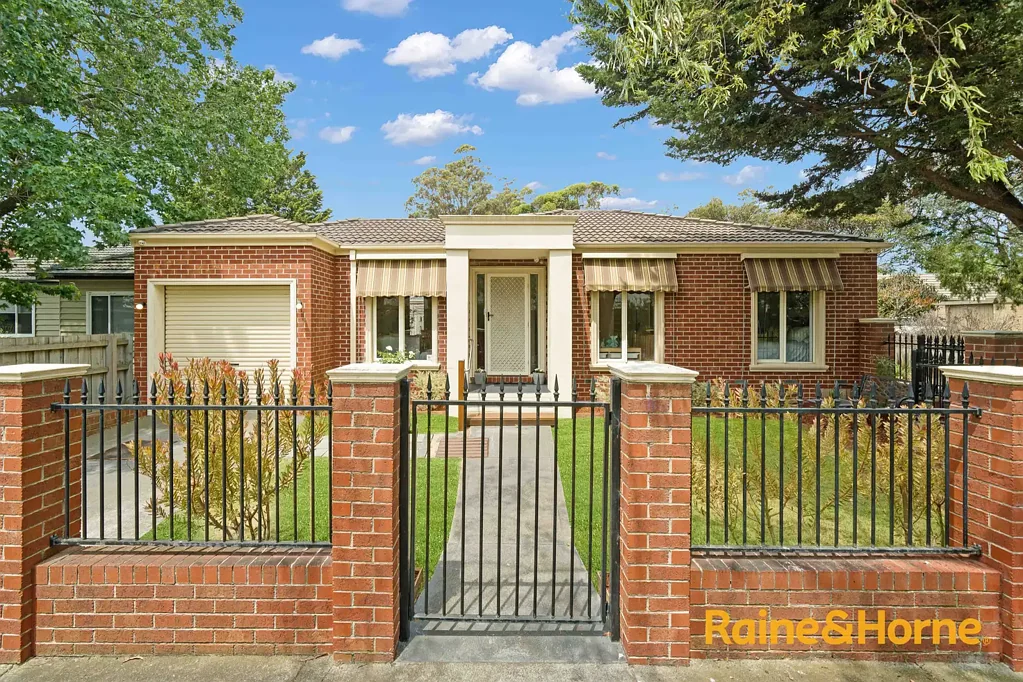 1/5 Deane Street, Frankston, VIC 3199