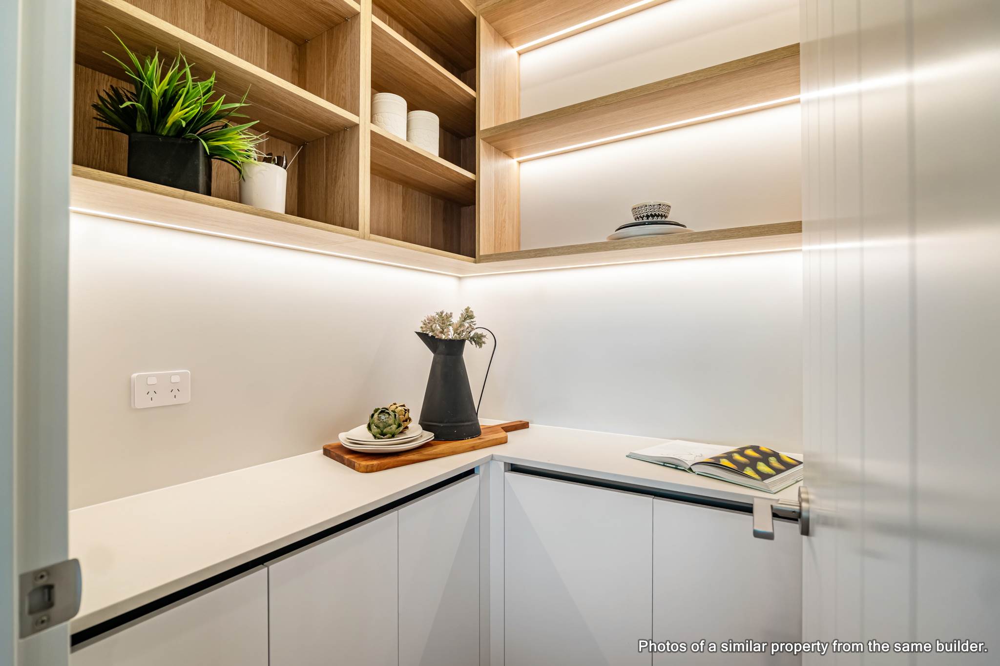 90 Parish Drive, Milldale, photo 16