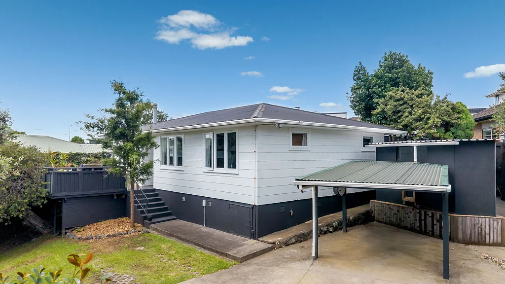 27 Drake Street, Howick, Manukau City, Auckland