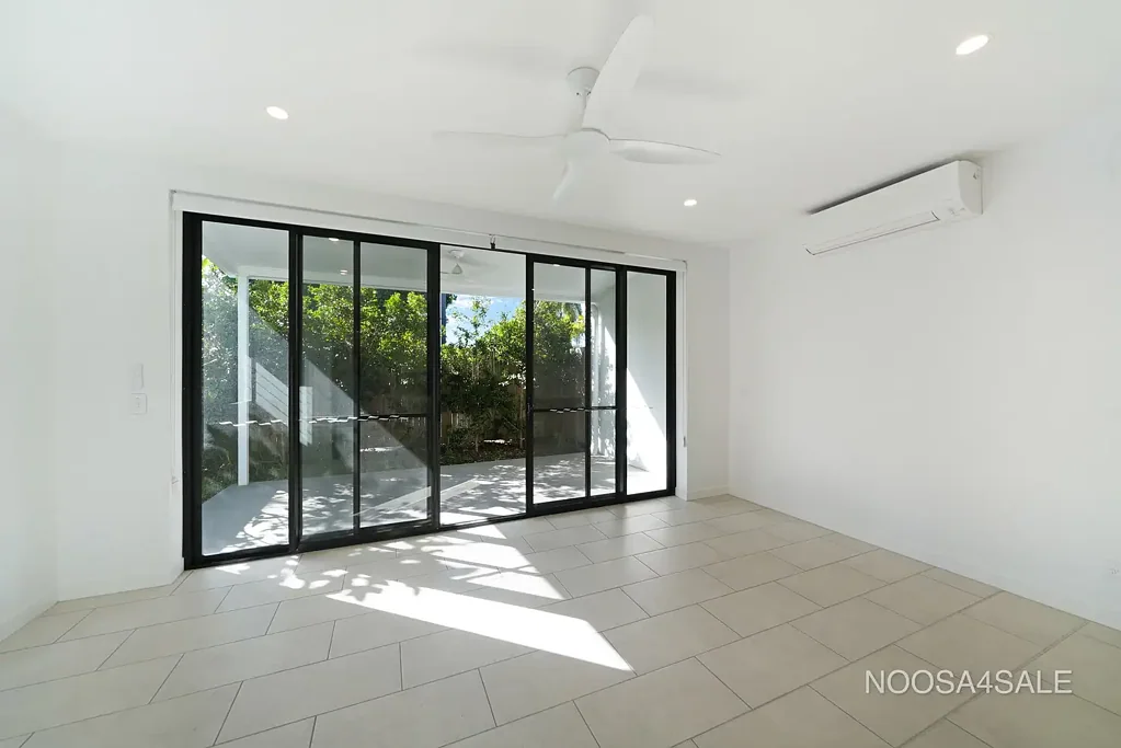 Noosaville 2બેડરૂમ Sun-Filled Townhouse in The Whitely