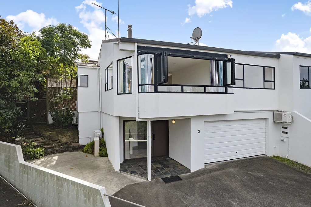 2/8 City View Terrace, Birkenhead, North Shore City, Auckland