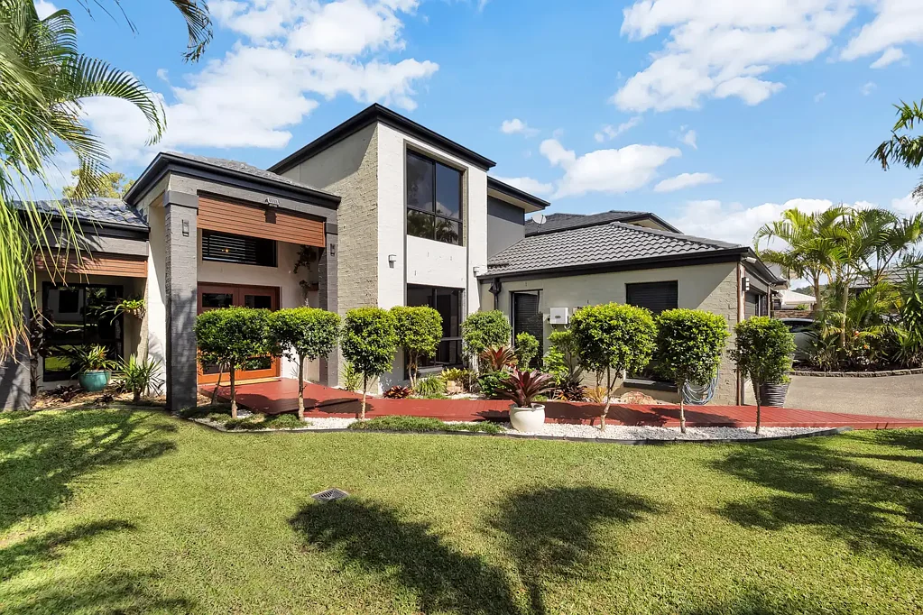 5 Long Island Drive, Windaroo, QLD 4207
