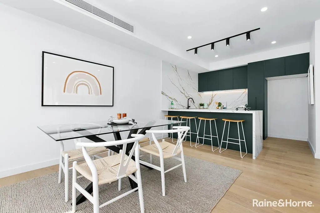 Flemington 3Moenga Brand-new brilliance with inner-urban ease