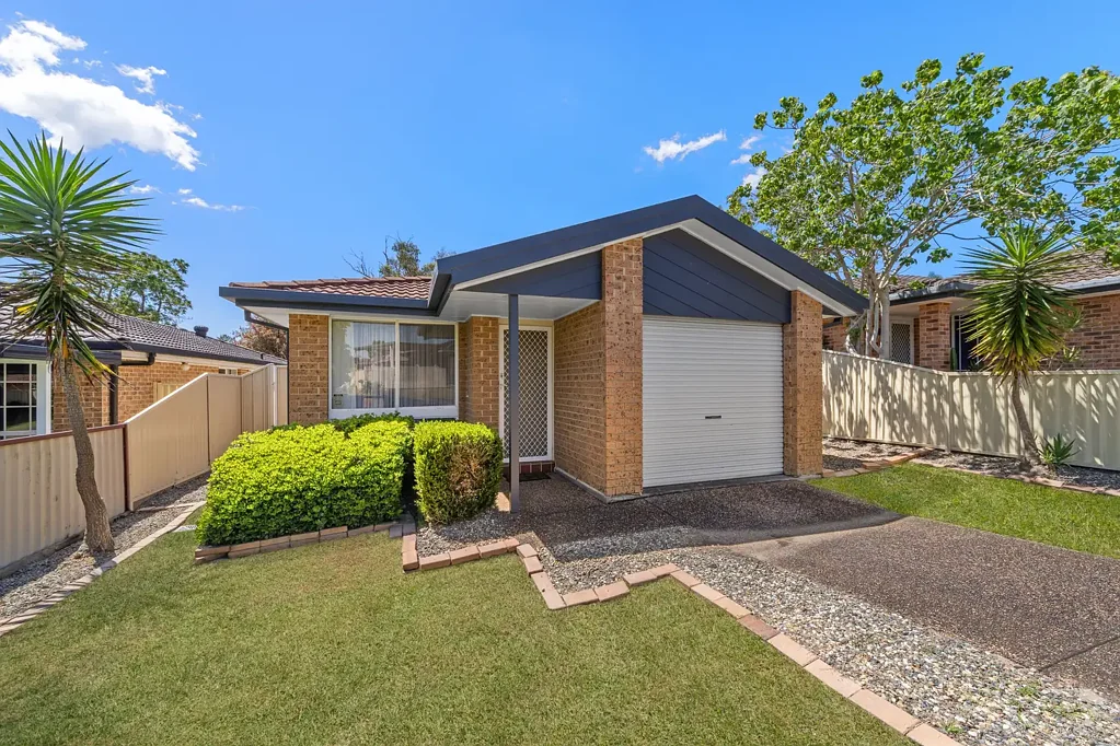 17 Myall Close, Blue Haven, NSW 2262