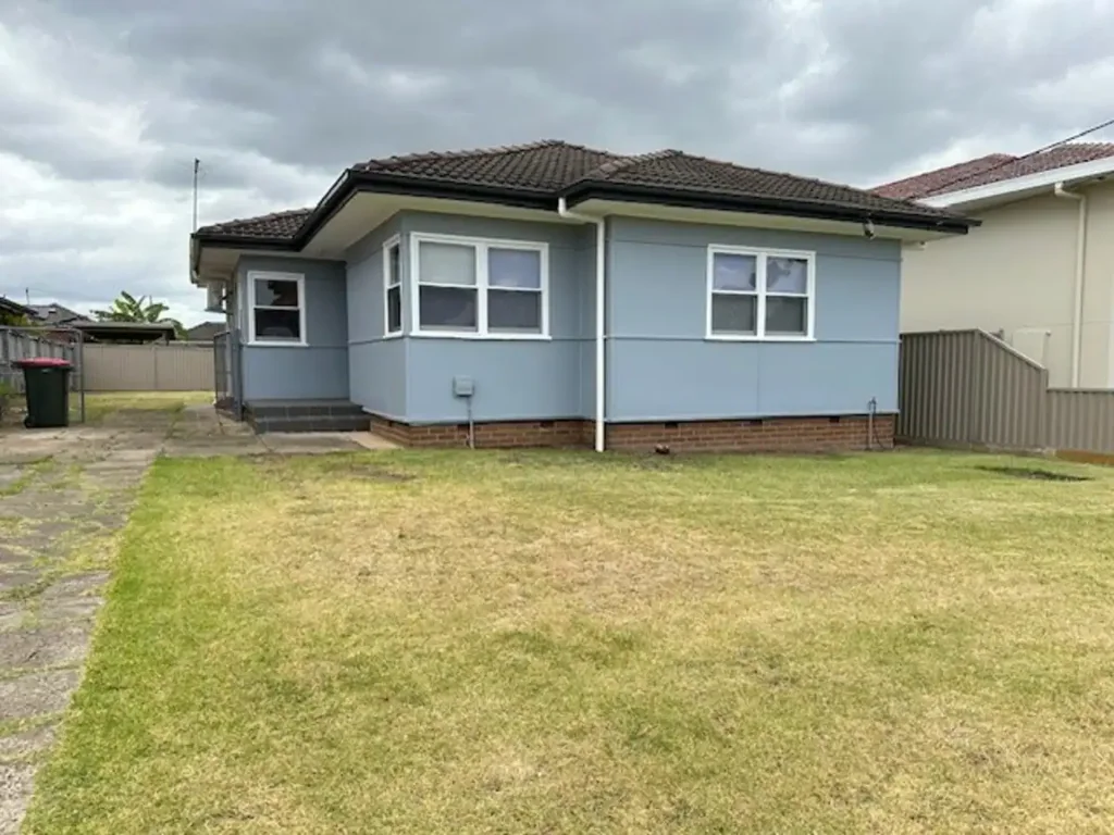 NEAT AND TIDY 3 BEDROOM HOME