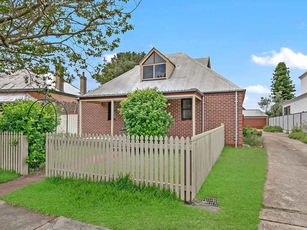 Windsor 3房  3 Town Houses in a Premier Location