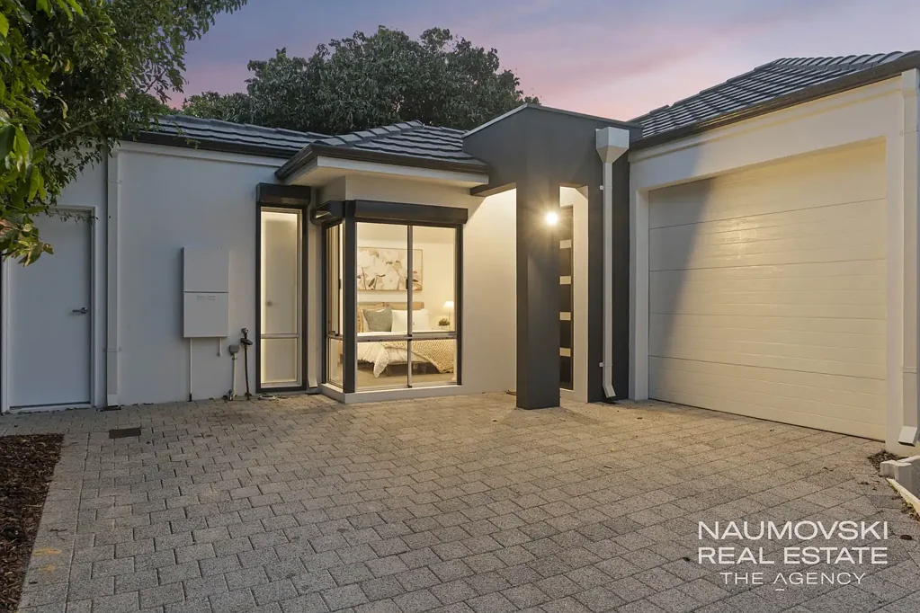 Westminster 2房  THE PERFECT LOW MAINTENANCE LOCK UP AND LEAVE LIFESTYLE!
