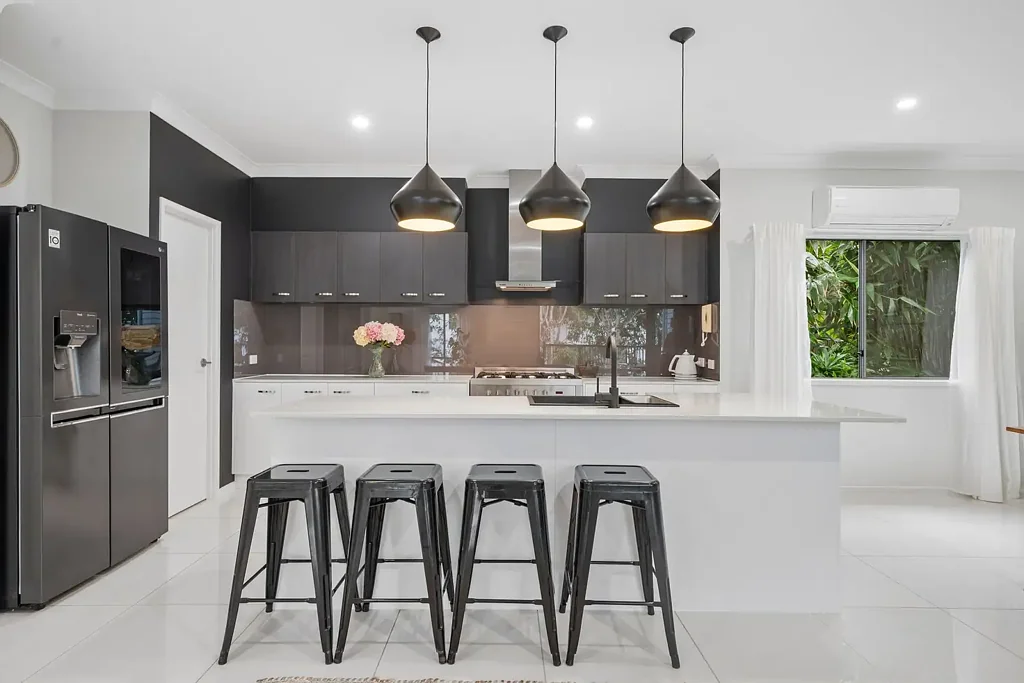 Yaroomba 4 Bedroom Private Retreat