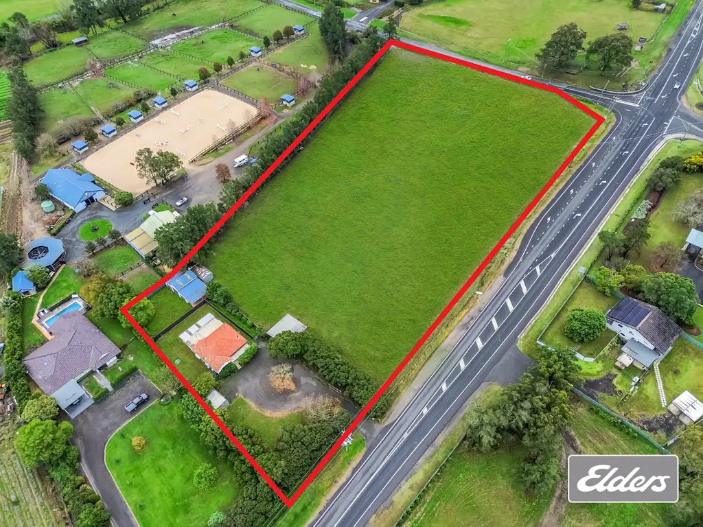 3 Bedroom House  In The Heart Of Pitt Town!
