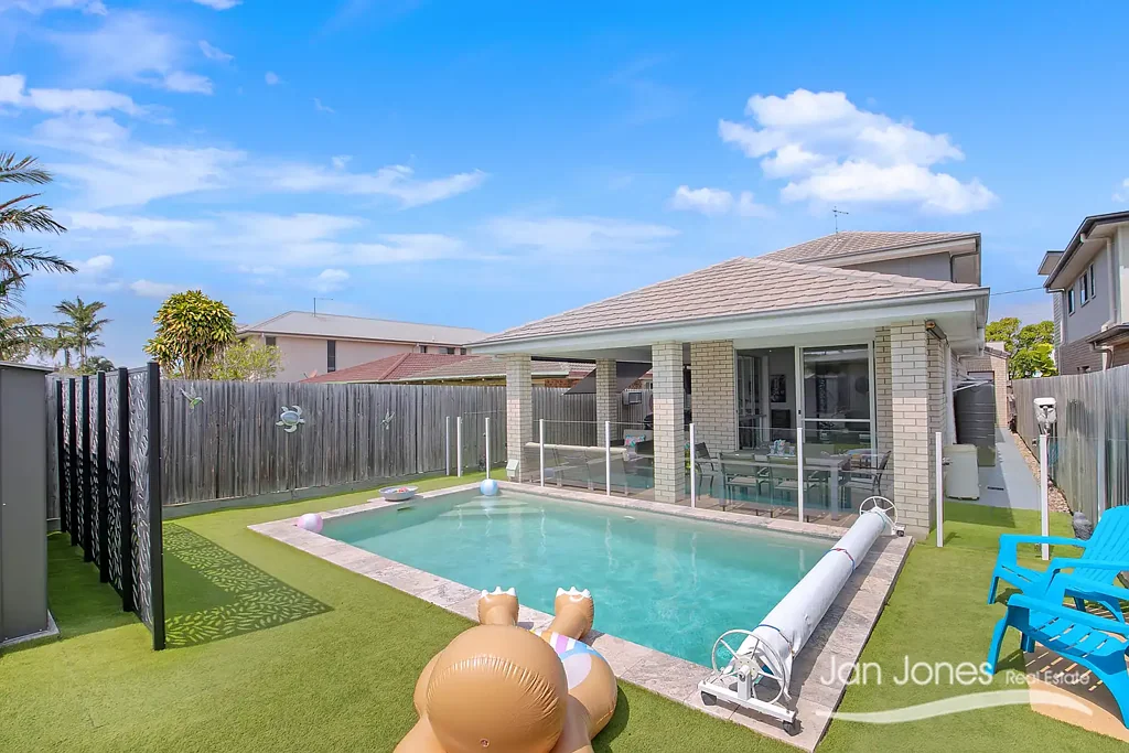 24 Cutts Street, Margate, QLD 4019